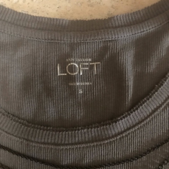 Loft Gray Ribbed Tank - Picture 3 of 9